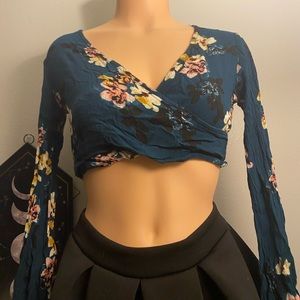 Green floral print crop top by Polly and Esther. Size S/M (?)